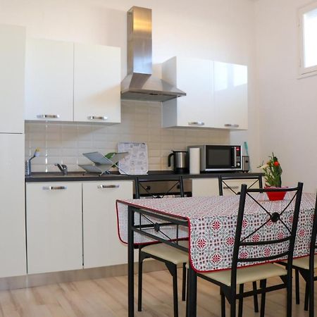 Appart Aux Deux Colombes Avec Balcon Et Garage 파미에 외부 사진