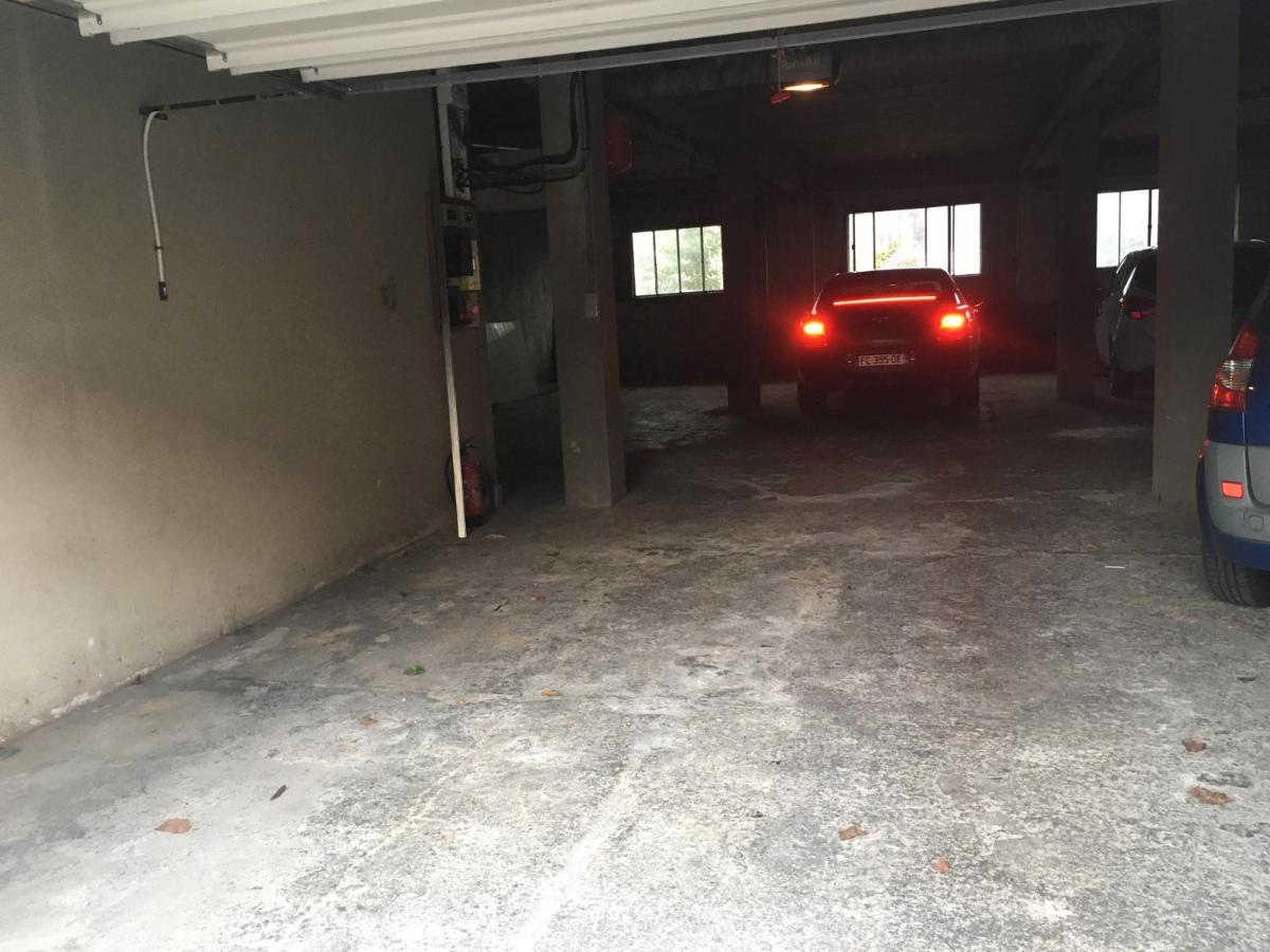 Appart Aux Deux Colombes Avec Balcon Et Garage 파미에 외부 사진