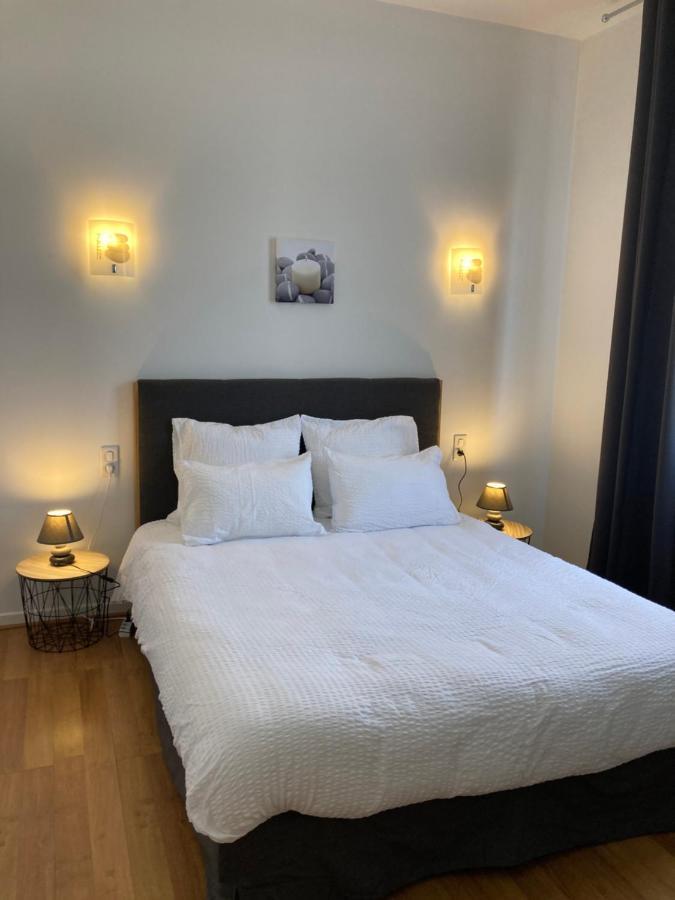 Appart Aux Deux Colombes Avec Balcon Et Garage 파미에 외부 사진