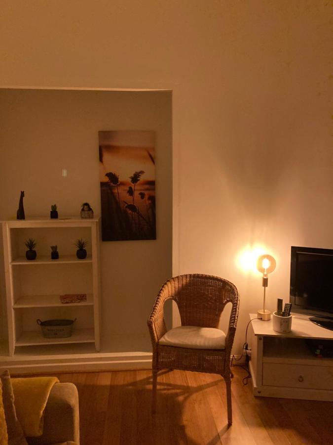 Appart Aux Deux Colombes Avec Balcon Et Garage 파미에 외부 사진