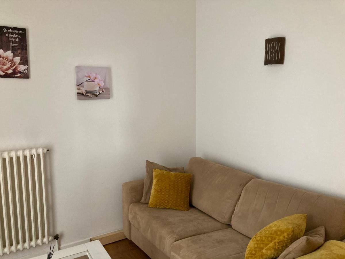 Appart Aux Deux Colombes Avec Balcon Et Garage 파미에 외부 사진